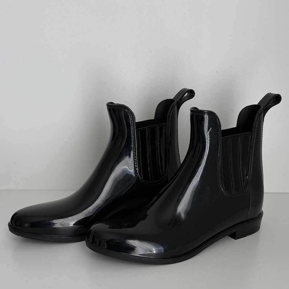 Glossy Black Ankle Rain Boots